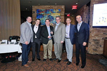  HARTING Presents Digi-Key with 2018 Distinguished Award for New Product Sales Growth 